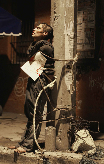 Premio Nacional de Periodismo en el 2000, 2002, 2004 y 2006 Daniel Aguilar