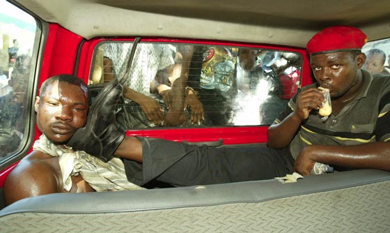 otoperiodismo mexicano en acción durante una cobertura internacional.